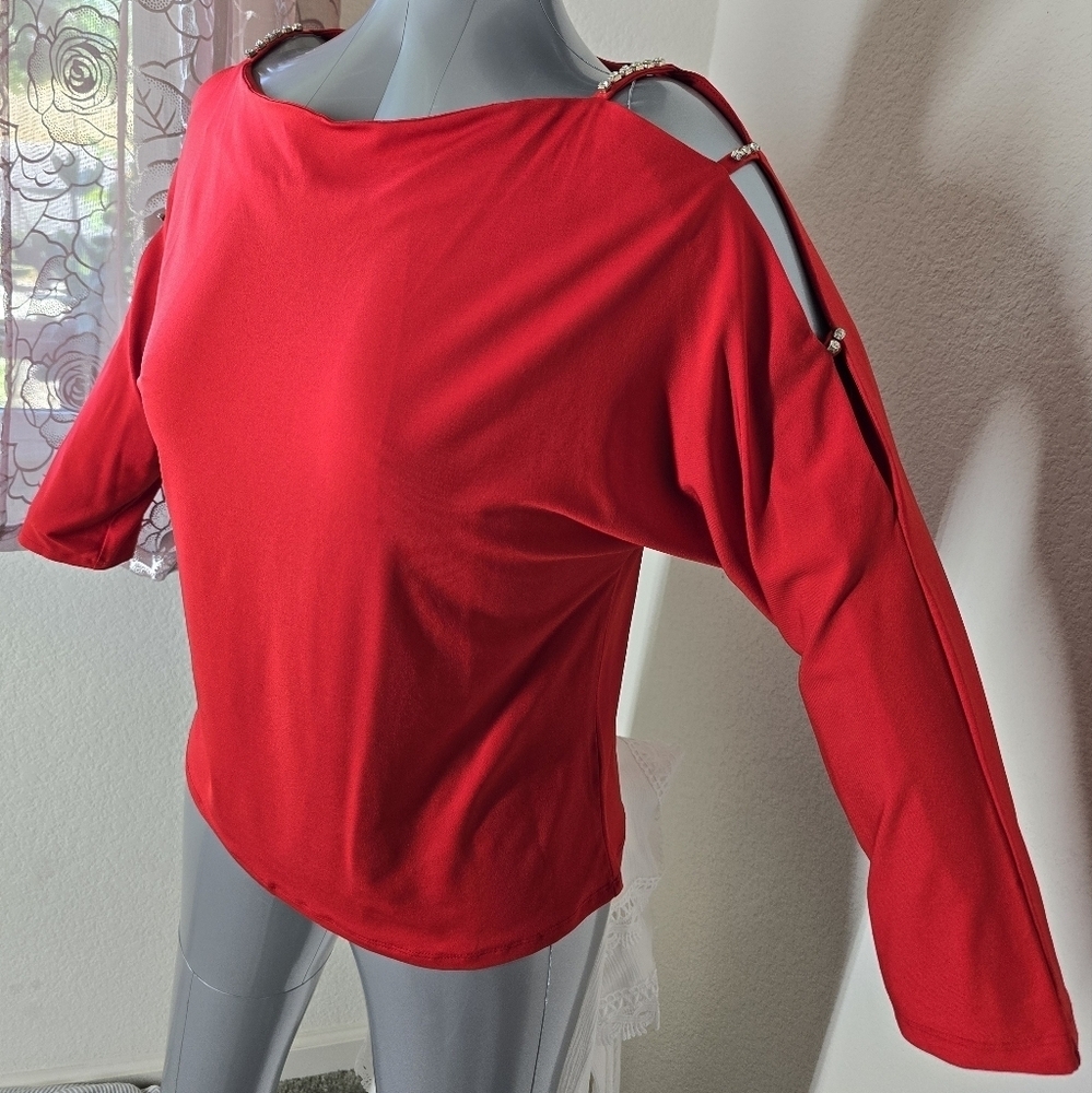 Red long sleeves cut out with rhinestones XL